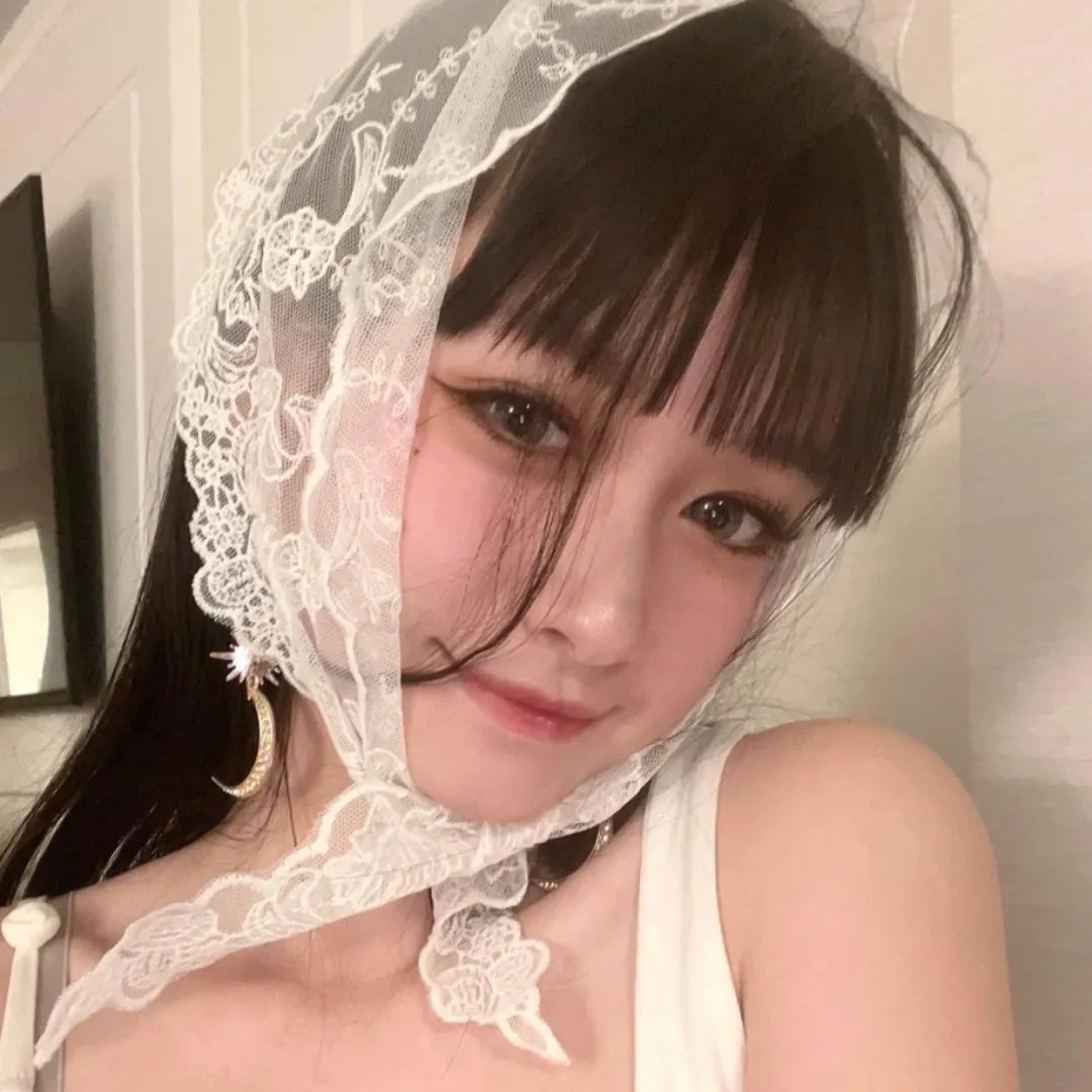 她的微笑和圈套